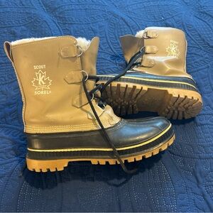 Sorel Scout Boots - Black and Tan